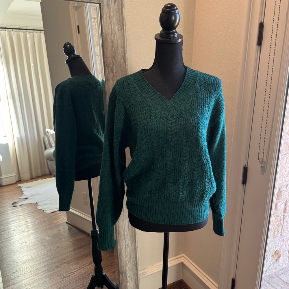 Sweater - Picture 6 of 11